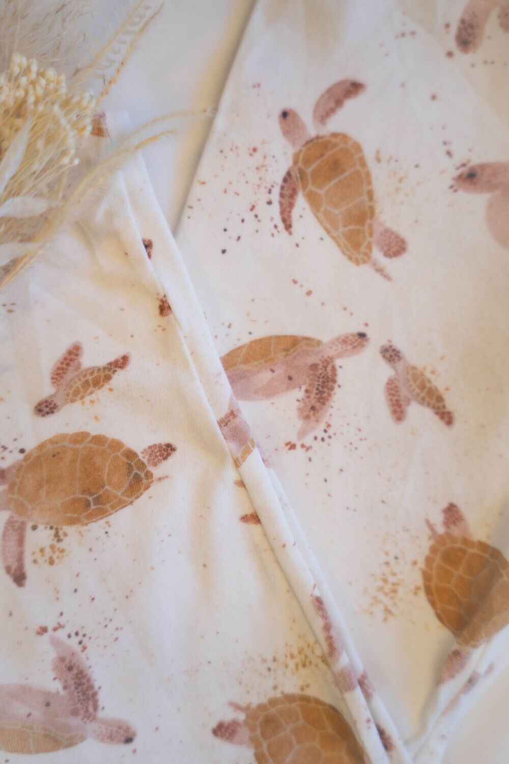 Legging Brown Turtles