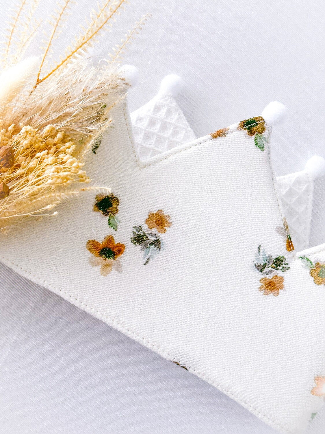 Corona Floral Crema