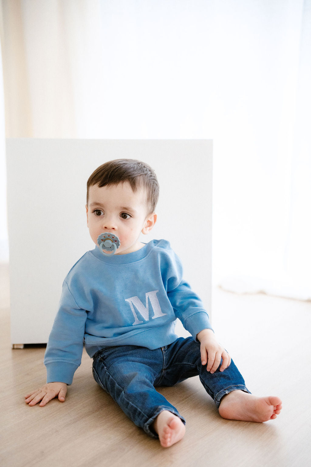 Sudadera personalizada inicial bordada