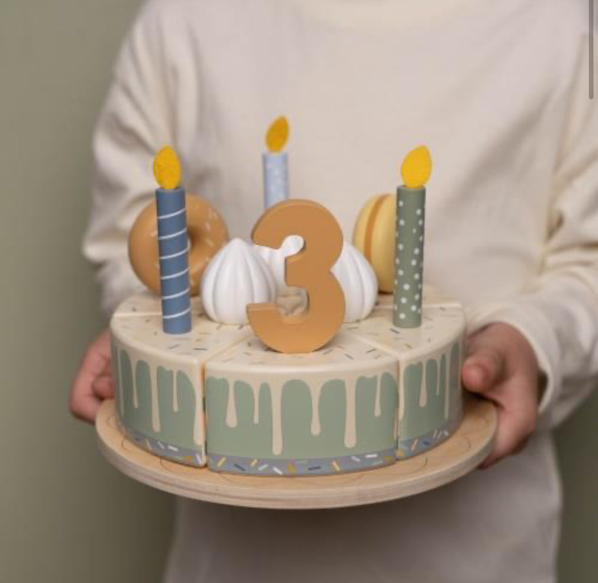 PASTEL DE CUMPLEAÑOS AZUL