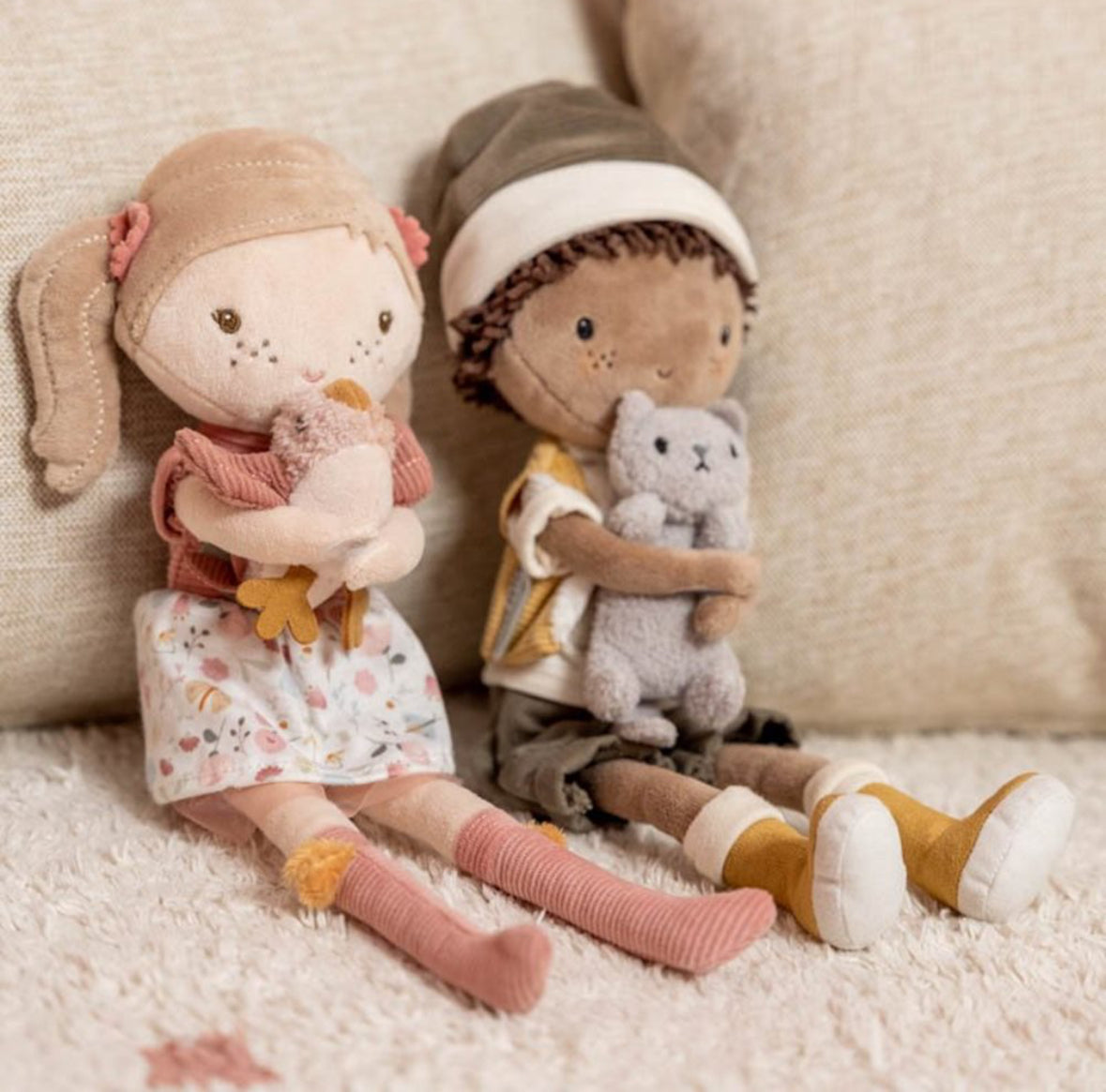 ANNA MUÑECA BLANDITA MEDIANA