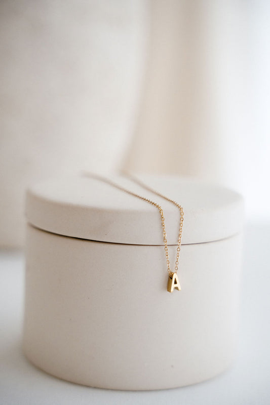 Collar Inicial Dorado